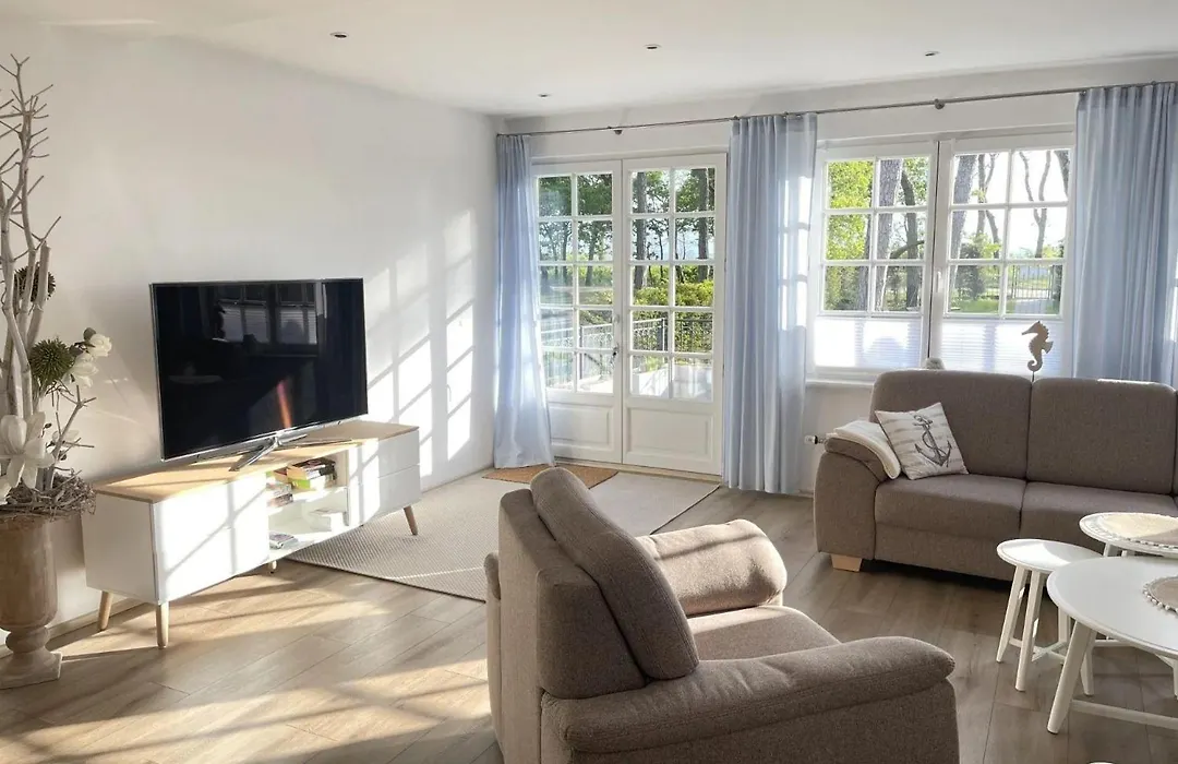 Ferienhaus-Strandallee95-Direkt-Am-Strand-1