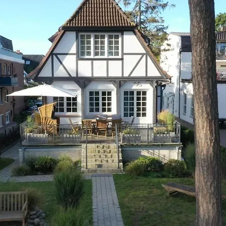 Ferienhaus-Strandallee95-Direkt-Am-Strand-3